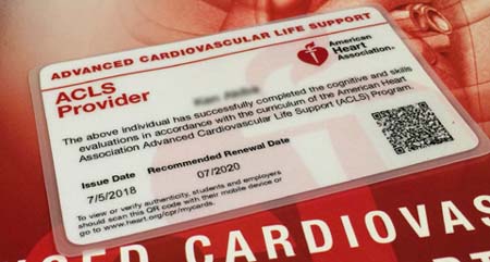 My eCardページからダウンロードしたイーカードPDFデータをプリント印刷、ラミネート加工したAHA eCard(アメリカ心臓協会ACLS eカード)の例